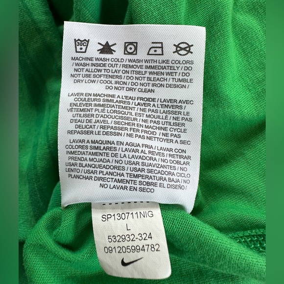 Nike Dri-FIT Half-sleeve Hooded Shirt - Picture 5 of 9